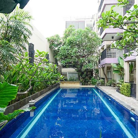 Oyo 197 Prime Royal Hotel Kapasari المظهر الخارجي الصورة