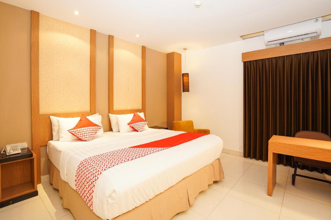 Oyo 197 Prime Royal Hotel Kapasari المظهر الخارجي الصورة